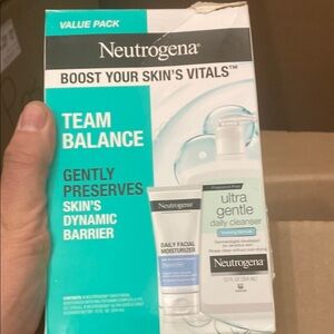Neutrogena Skincare Cleanser